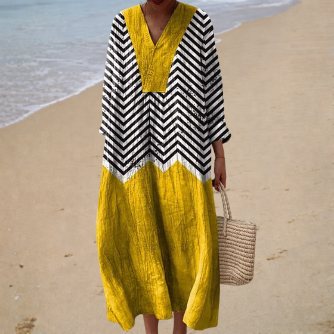 Flatterndes bedrucktes Sommerkleid