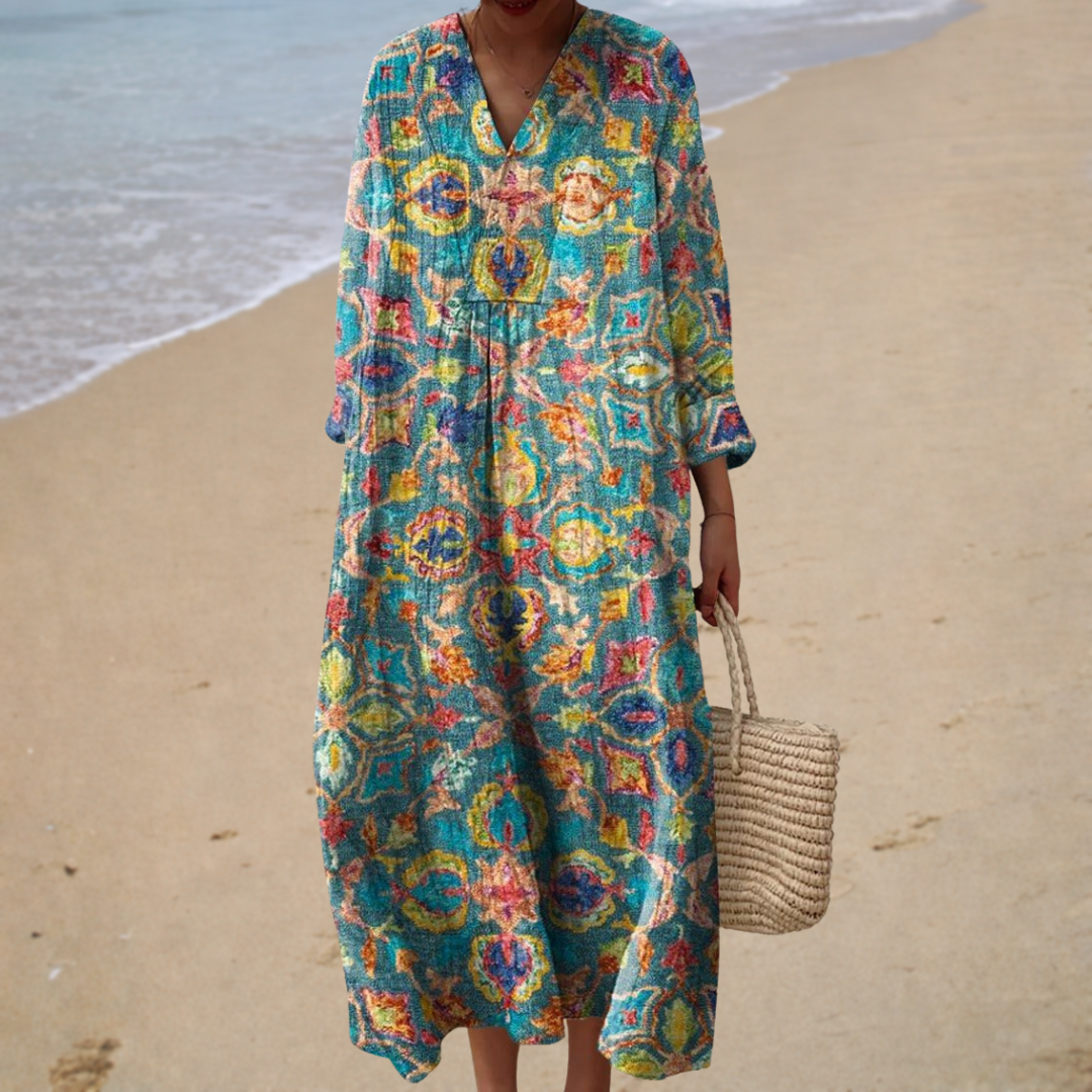 Flatterndes bedrucktes Sommerkleid